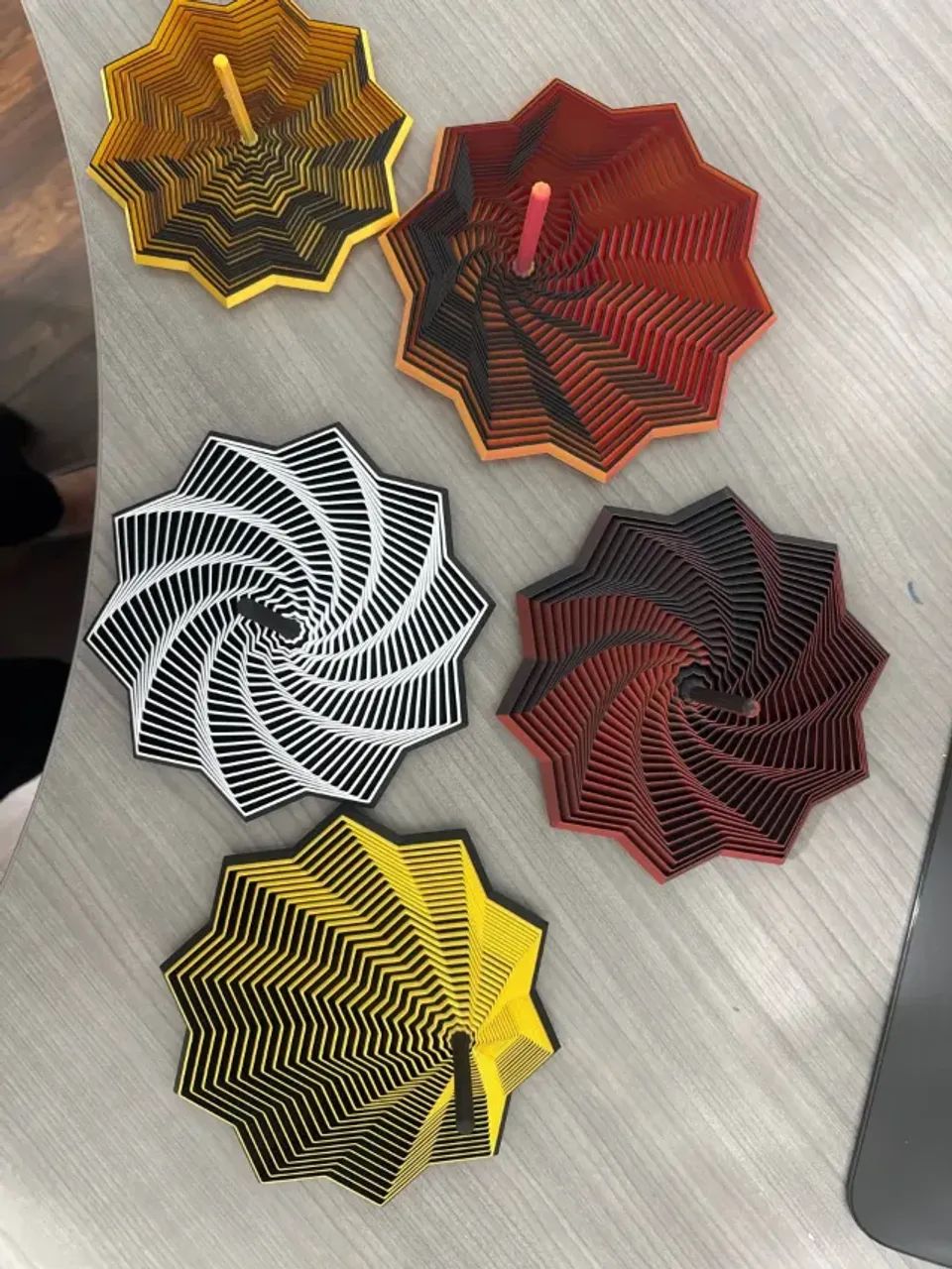BRINQUEDO SENSORIAL