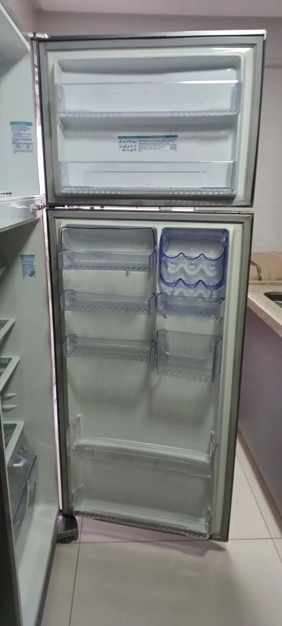 Geladeira Eletrolux Inox - Foto 3