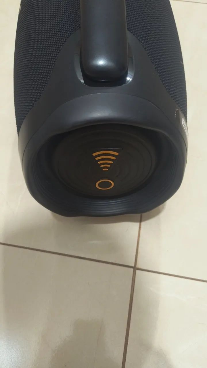 JBL bombox 3