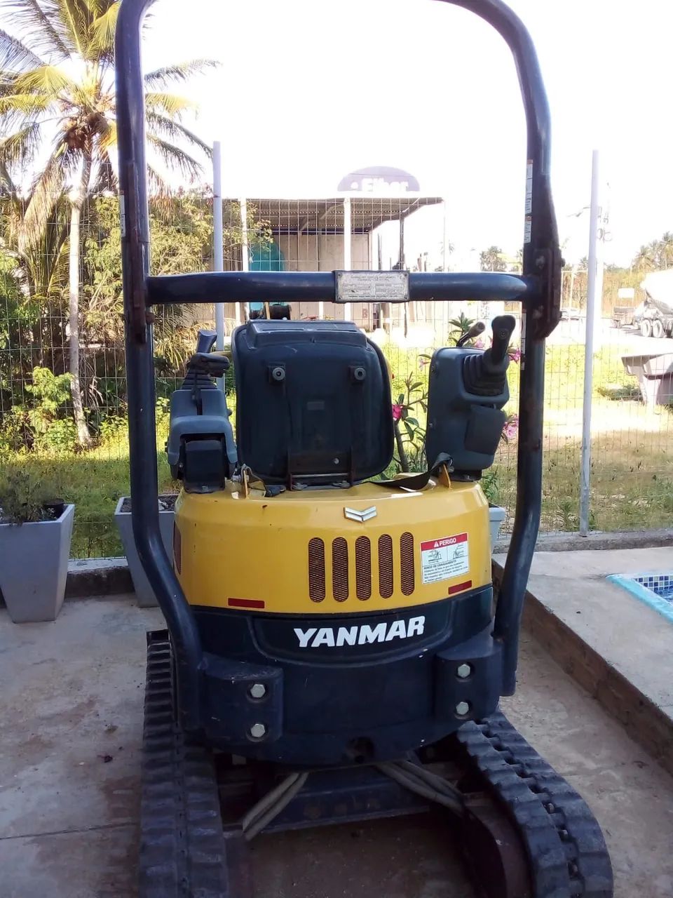 Mini Retro Escavadeira Yahmar Vio012 - Foto 5