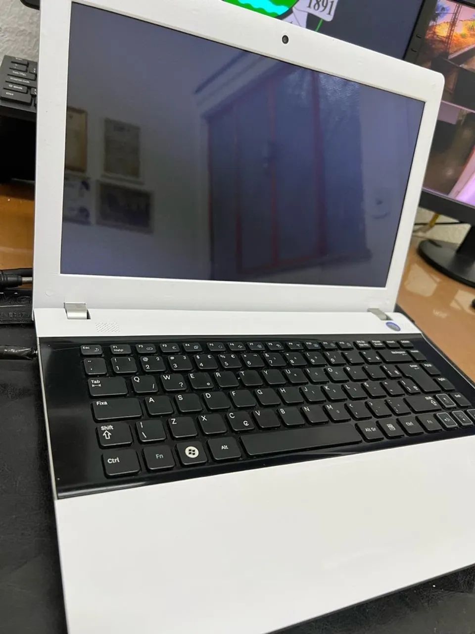 Notebook Samsung rv 411 novíssimo - Foto 5