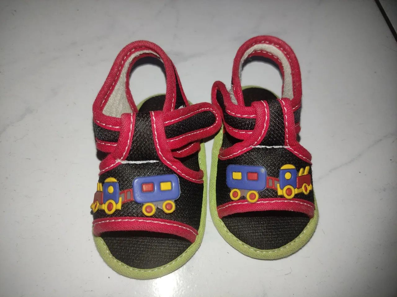 6 pares de sapato e sandália infantil do n° 2 ao 8 - Foto 5