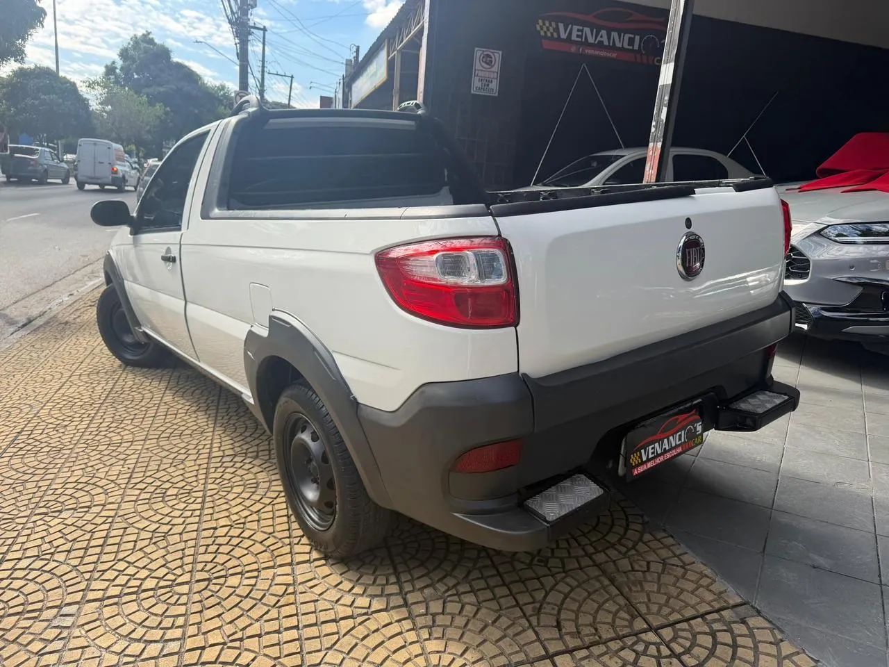 Fiat Strada Working Hard 1.4 Fire Flex 8V CS 2018 - Foto 5