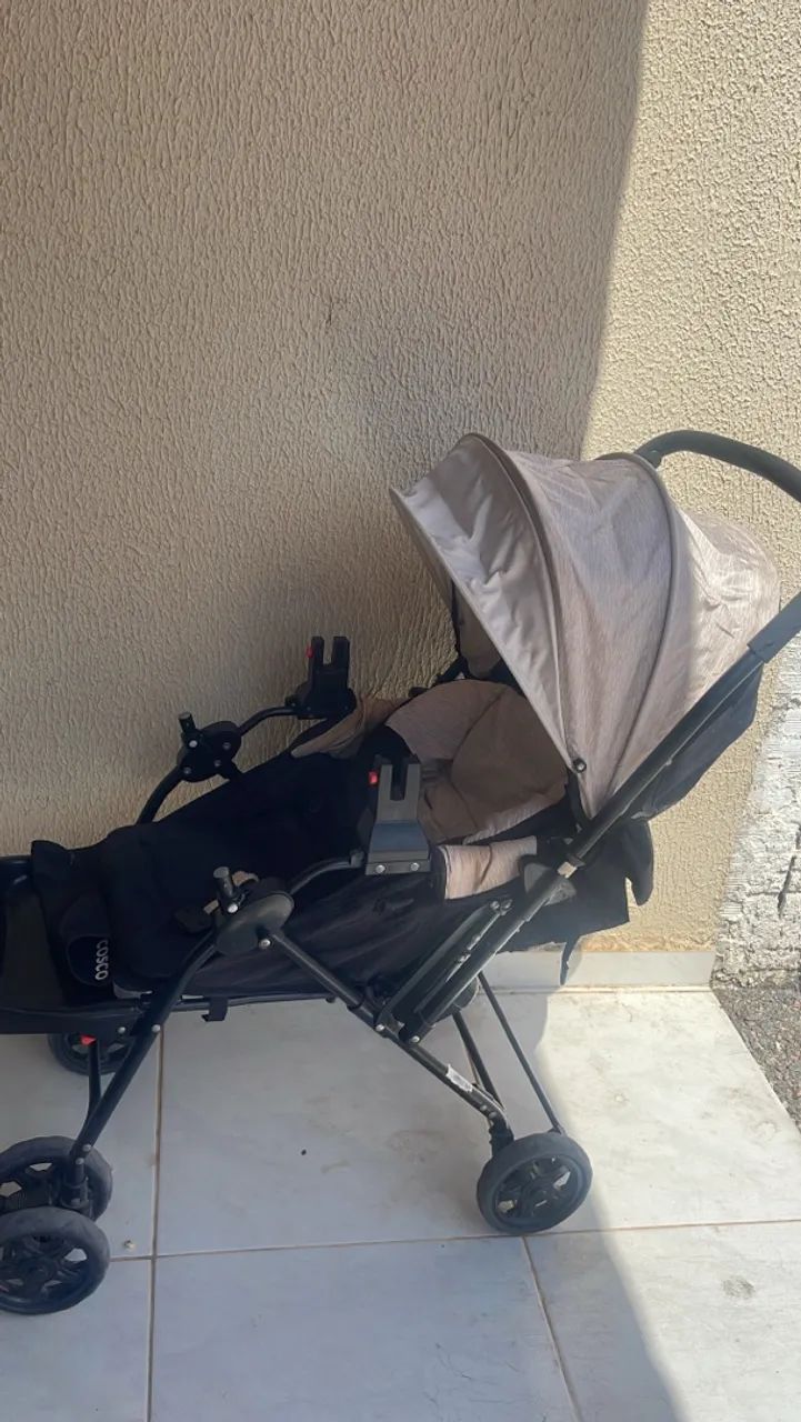 Carrinho de bebê e bebê conforto  - Foto 2