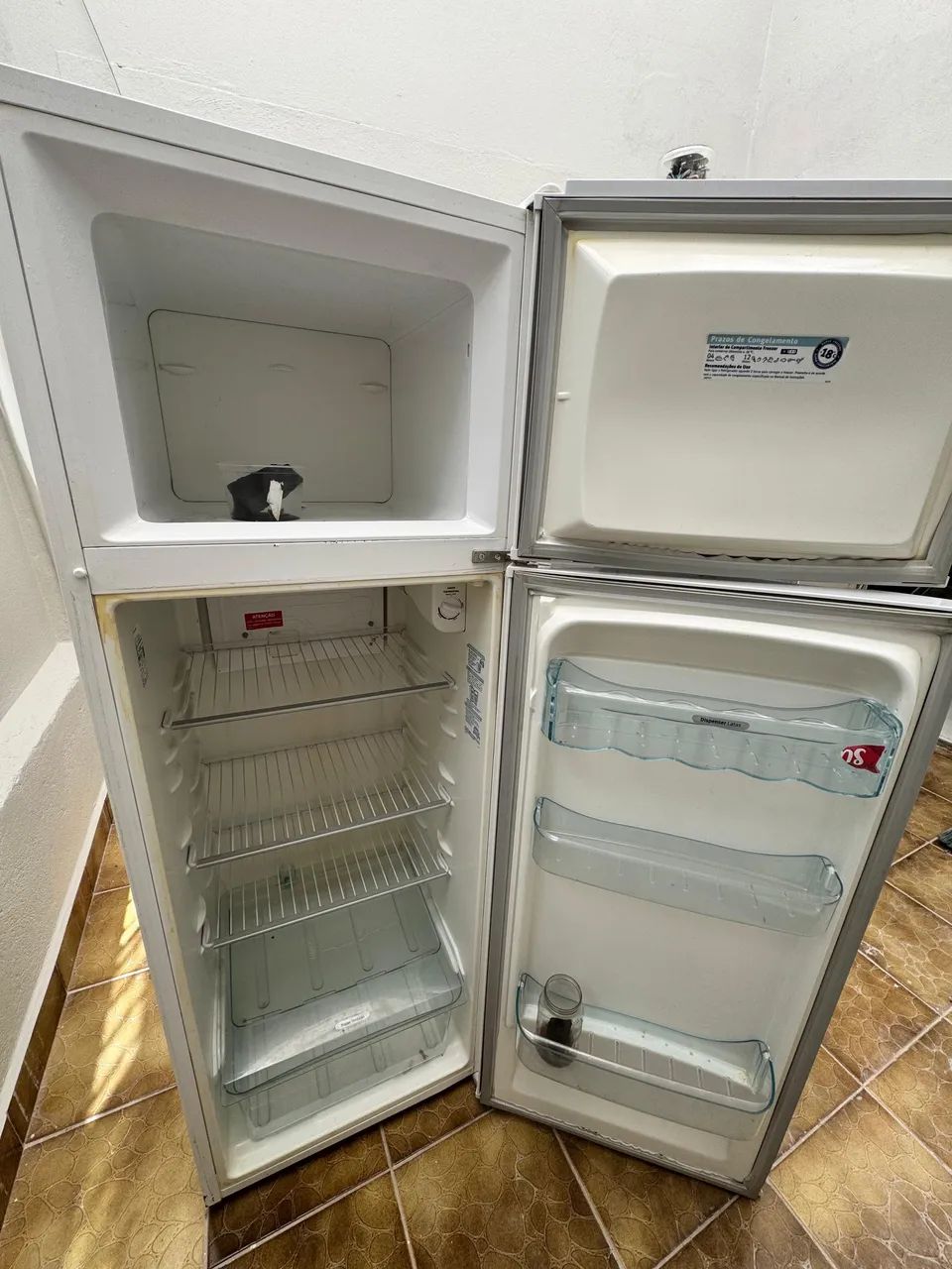 Geladeira Electrolux super freezer DC34 260L - Foto 5
