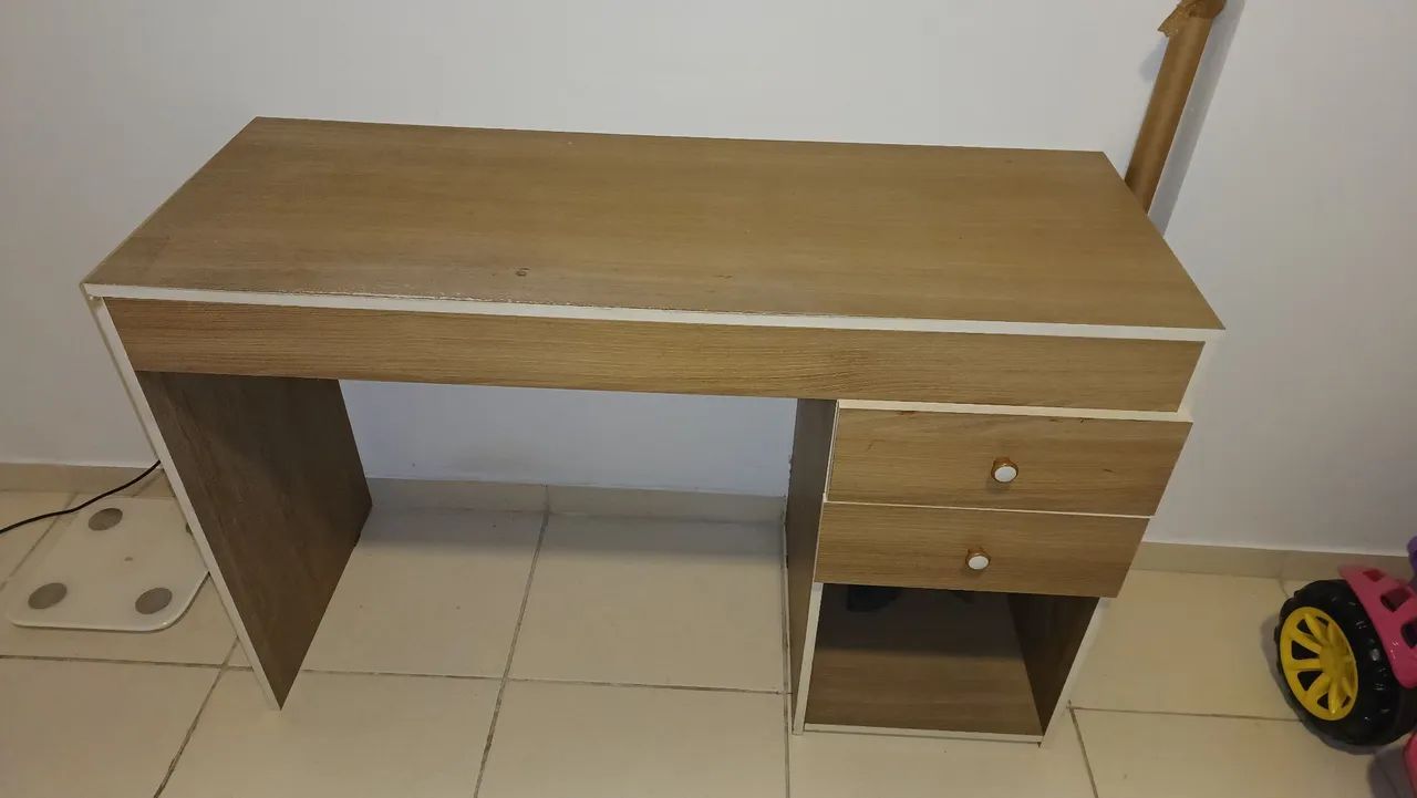 Mesa escrivaninha 1,20m com 2 gavetas 