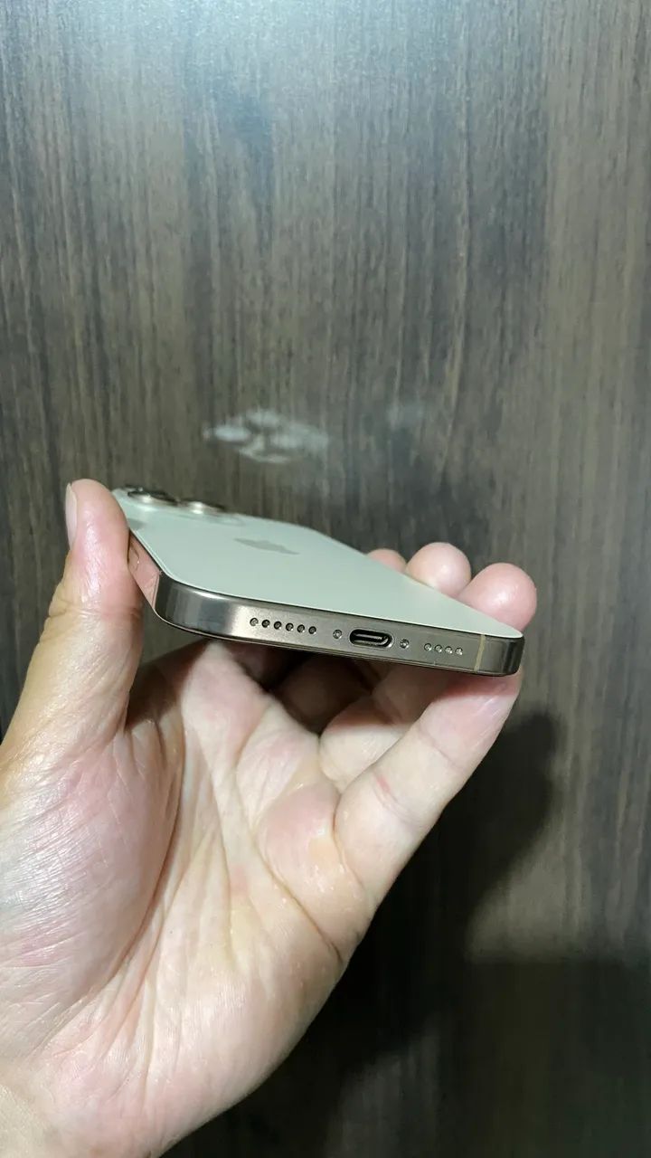 iPhone 16 Pro Max 256GB - Foto 3