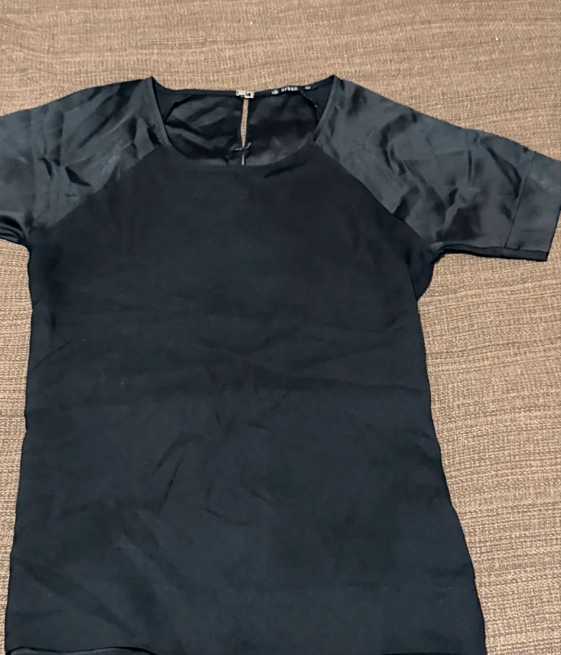 Blusa preta  - Foto 4