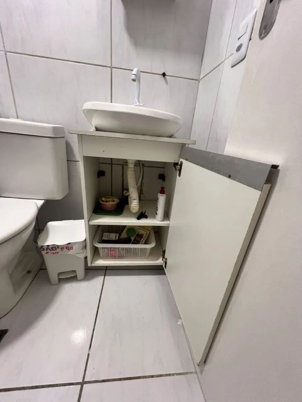 Alugo apartamento 