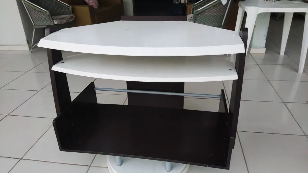VENDE-SE ESCRIVANINHA - USADA