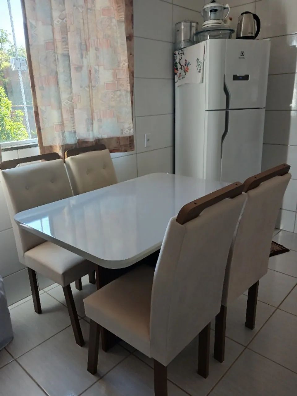 Mesa de jantar 4 cadeiras  - Foto 3