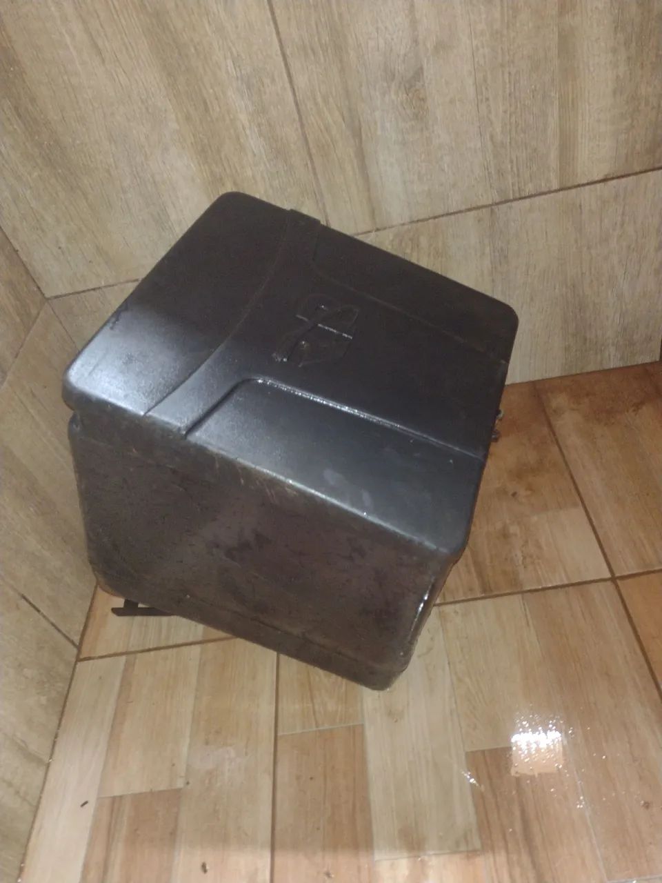 Baú de moto 90 litros  - Foto 4