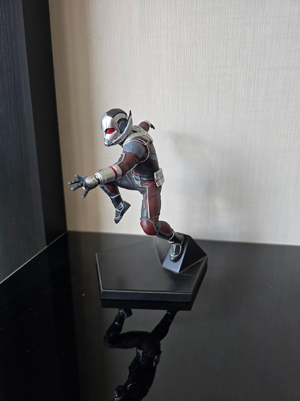 Homem formiga 1/10 iron Studios - Foto 2