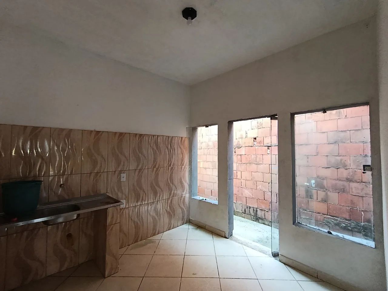 Casa com Lindo Quintal no Nova Monte Serrat - Foto 5