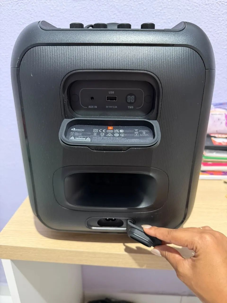JBL PARTY BOX ENCORE COM MICROFONE  - Foto 5