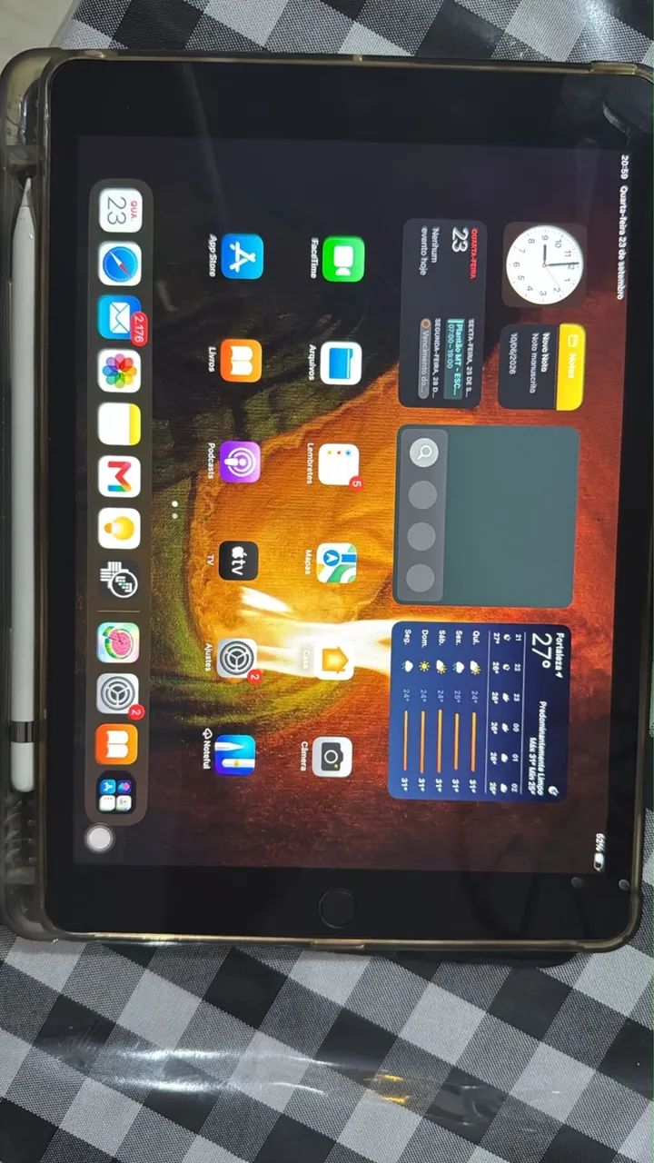 iPad 9° geração 64gb Wi fi semi-novo com caneta e capa
