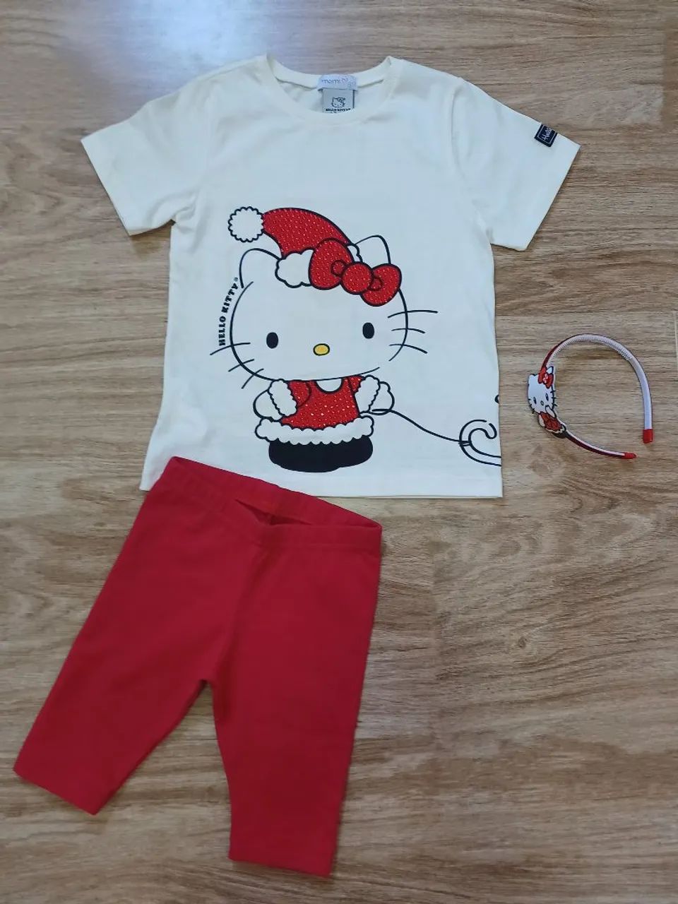 Camiseta infantil Hello Kitty Momi 4 anos