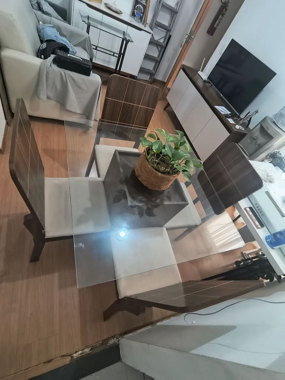 Mesa de 4 cadeiras
