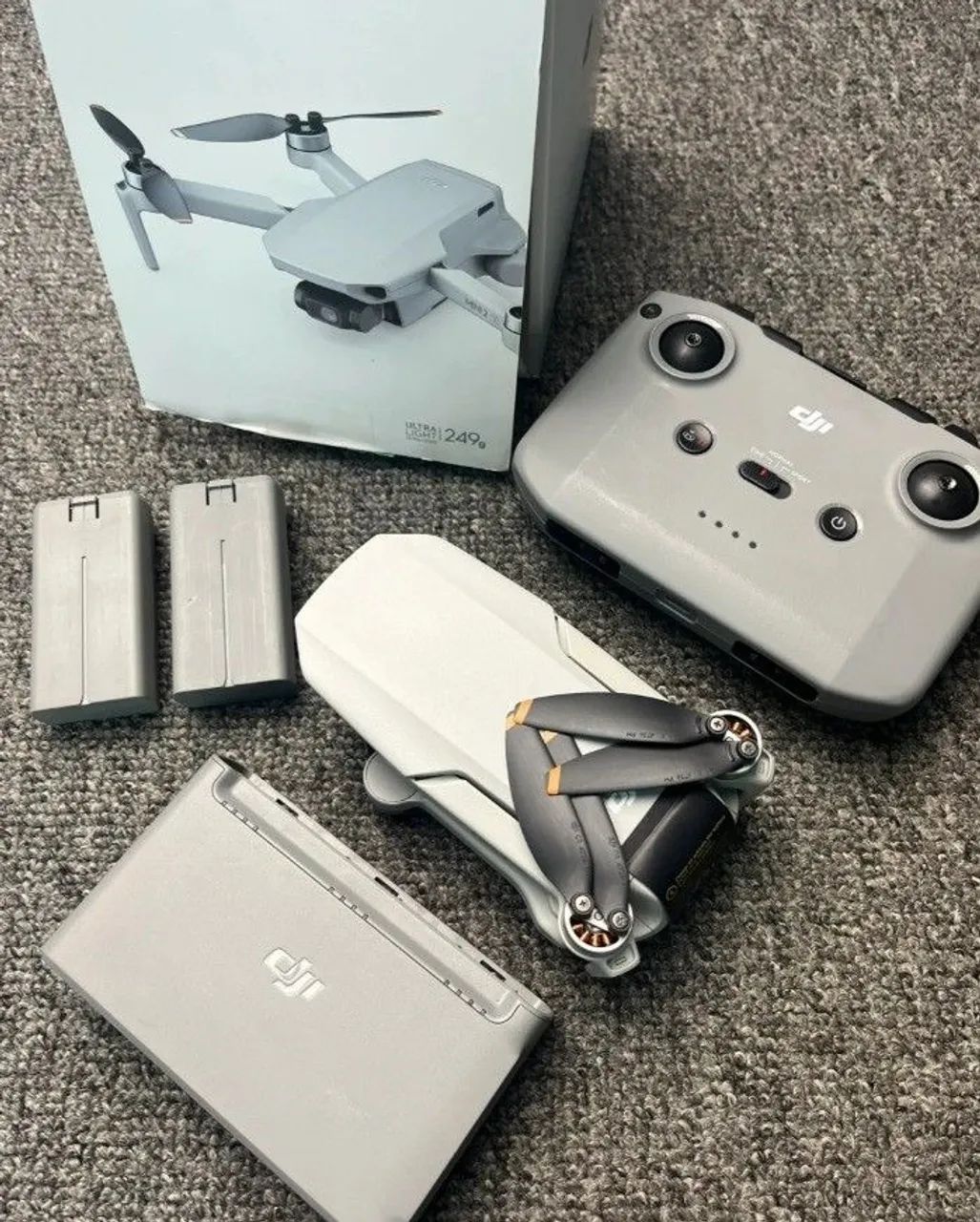 Drone DJI Mini 2 (Combo) - Seminovo, 2 Baterias + Bolsa - Impecável - Foto 3