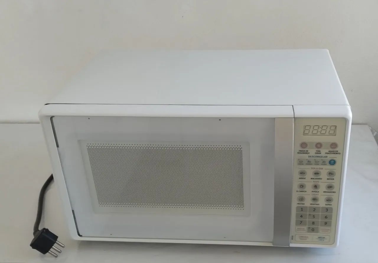 Forno Micro-ondas de 20L Eletrolux  - Foto 3