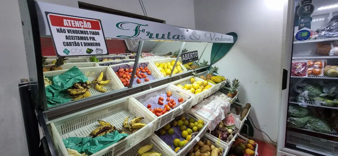 Espositor de frutas, com 16 caixas, espero, luz funcionando muito bem.  - Foto 2