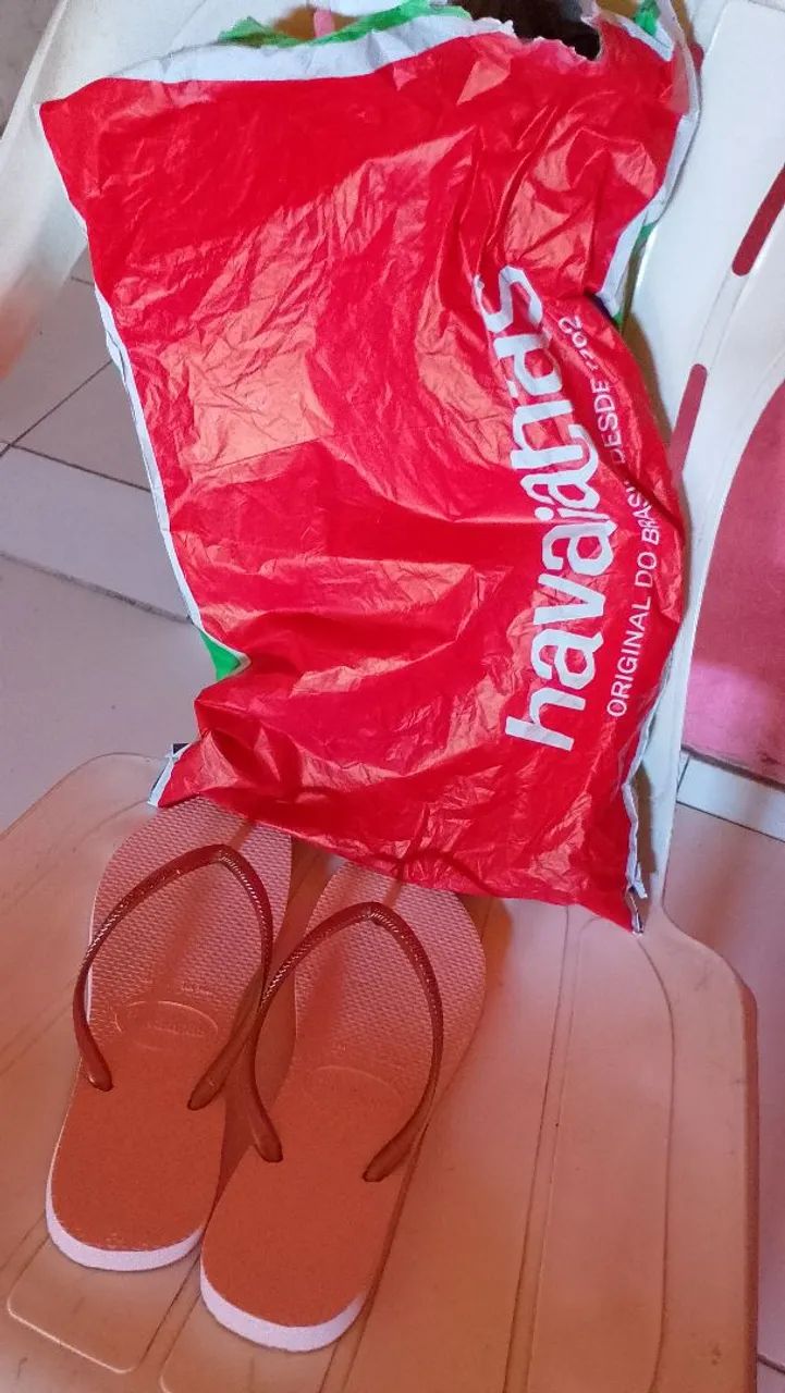 Sandália Havaianas Nova - Foto 2
