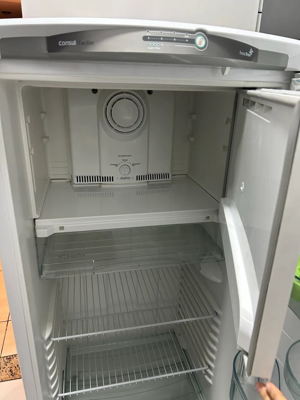 Vendo geladeira cônsul  - Foto 4