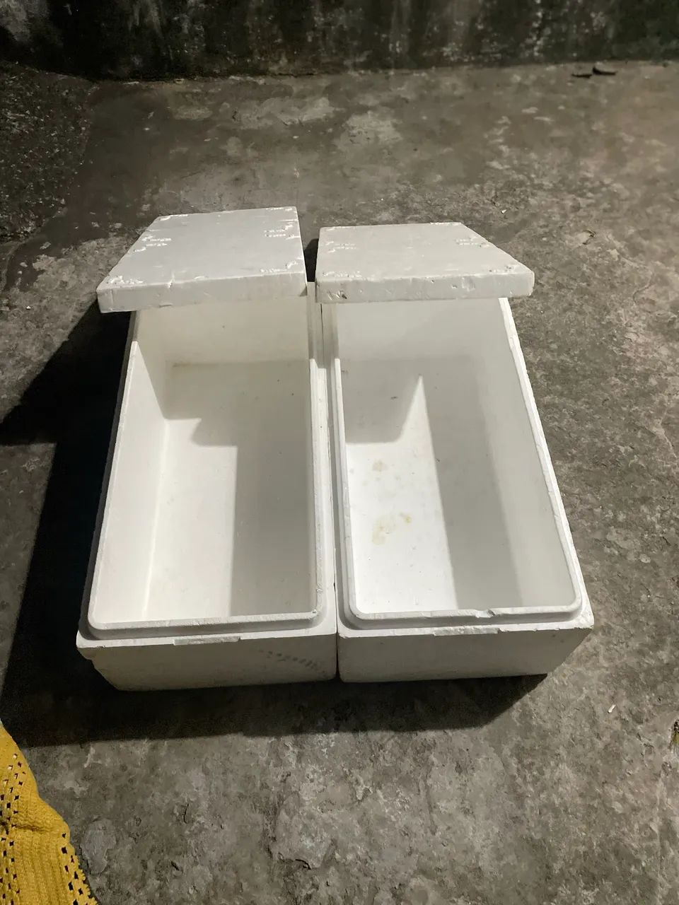 vendo duas caixas de isopor 24 l por R$100 ? - Foto 5
