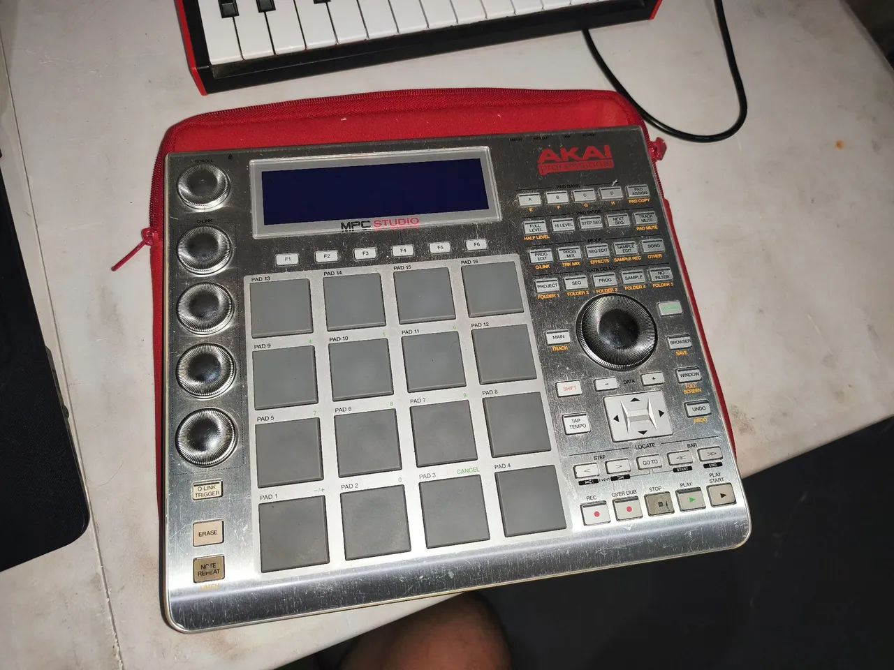 Akai Studio Mpc Silver 