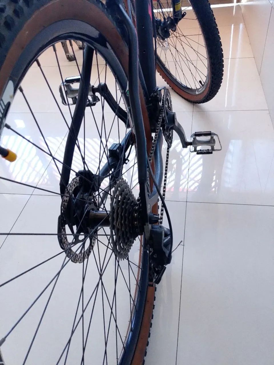 Bicicleta aro 29 - Foto 3