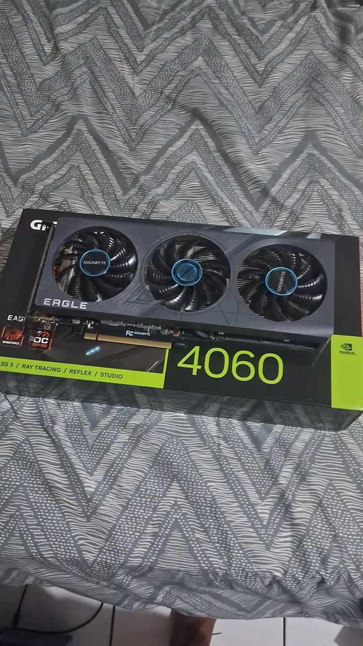 4060 8gb VRAM  - Foto 2
