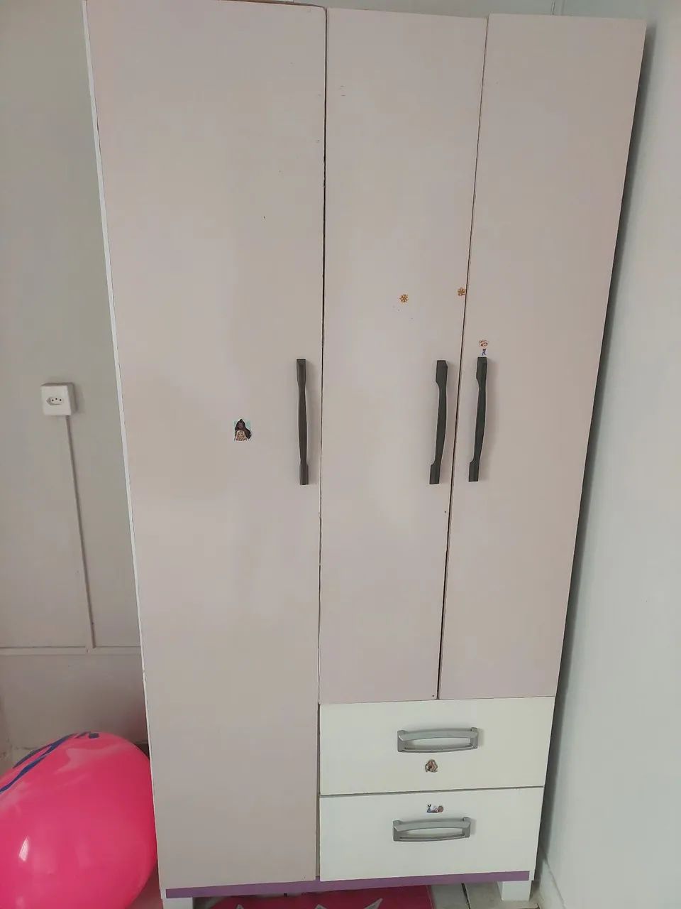Roupeiro infantil 