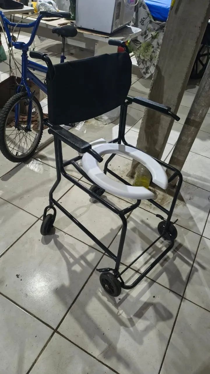 CADEIRA DE BANHO 