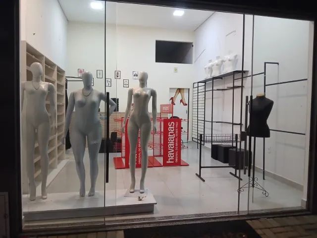 Kit com 4 Manequins Femininos para Loja - Foto 2