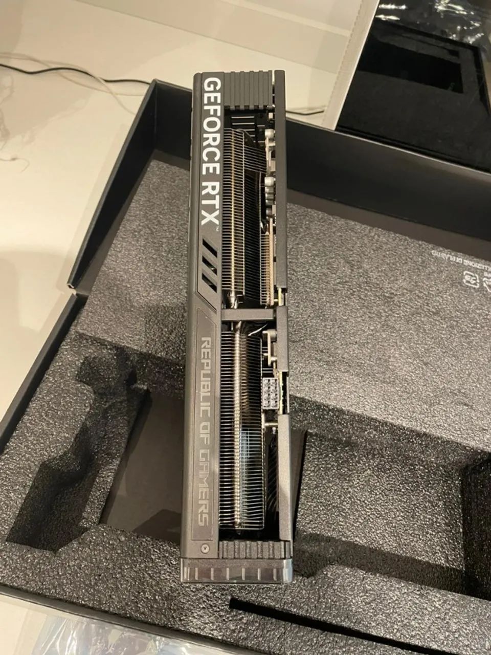 RTX 4060 TI Rog Strix - Foto 4