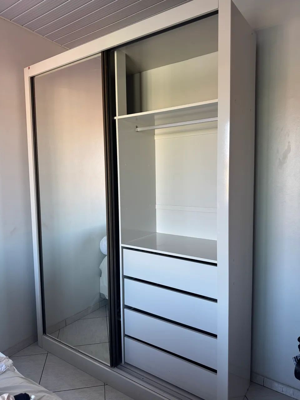 Guarda Roupa com espelho  - Foto 3