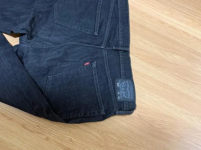 Calça Jeans Levi's 513 - Foto 2