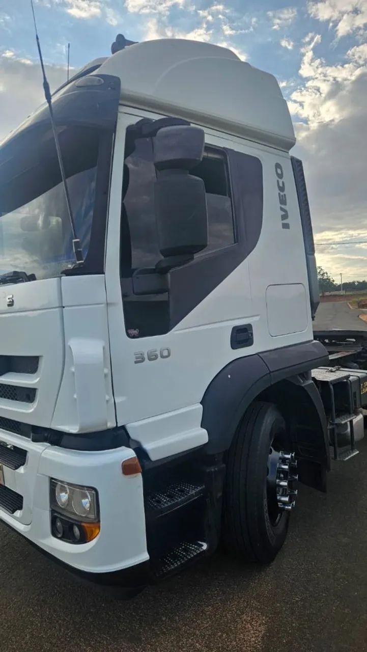 Iveco 360cv 4x2 - Foto 2