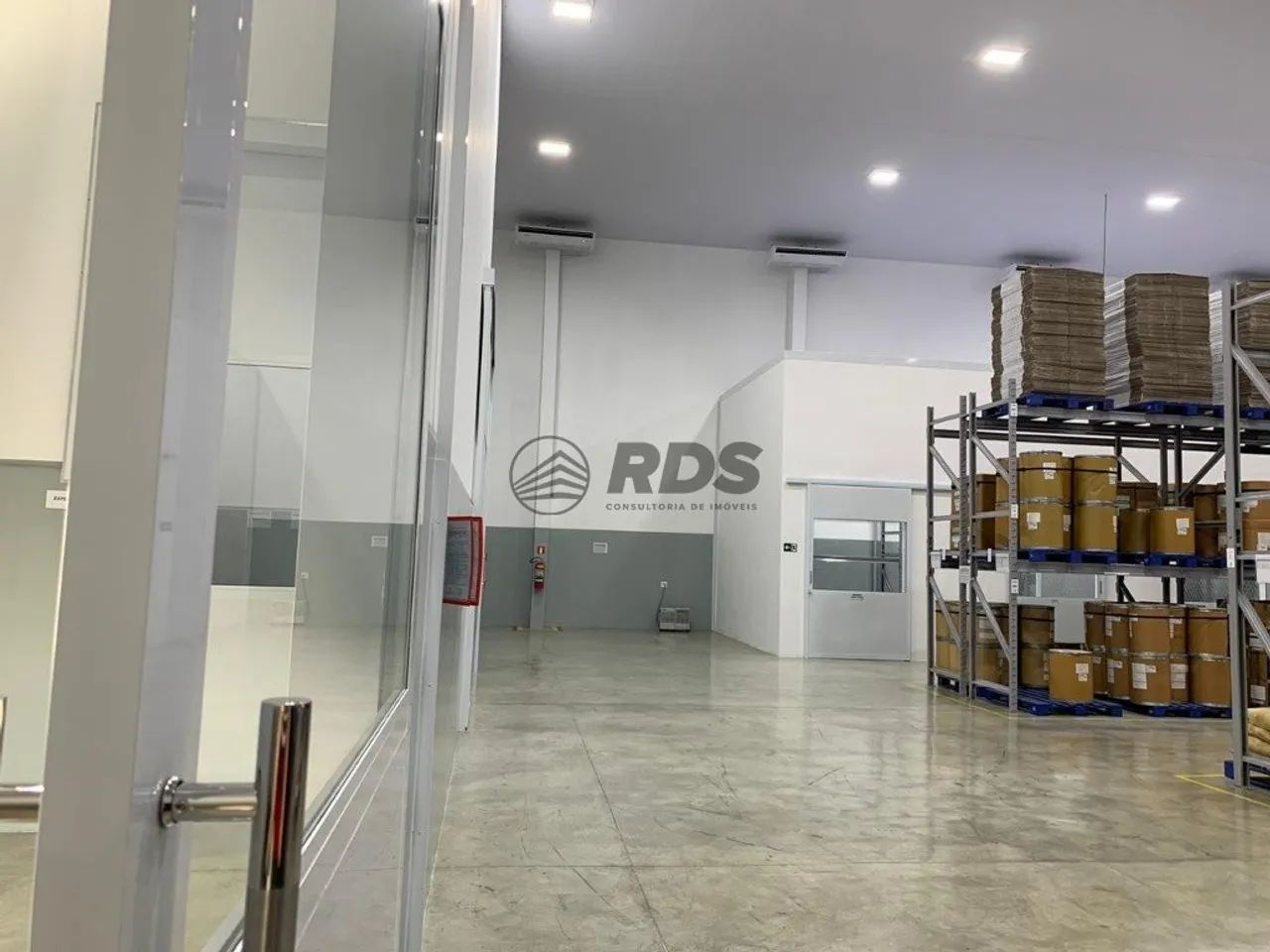 Galpão em Condomínio Industrial