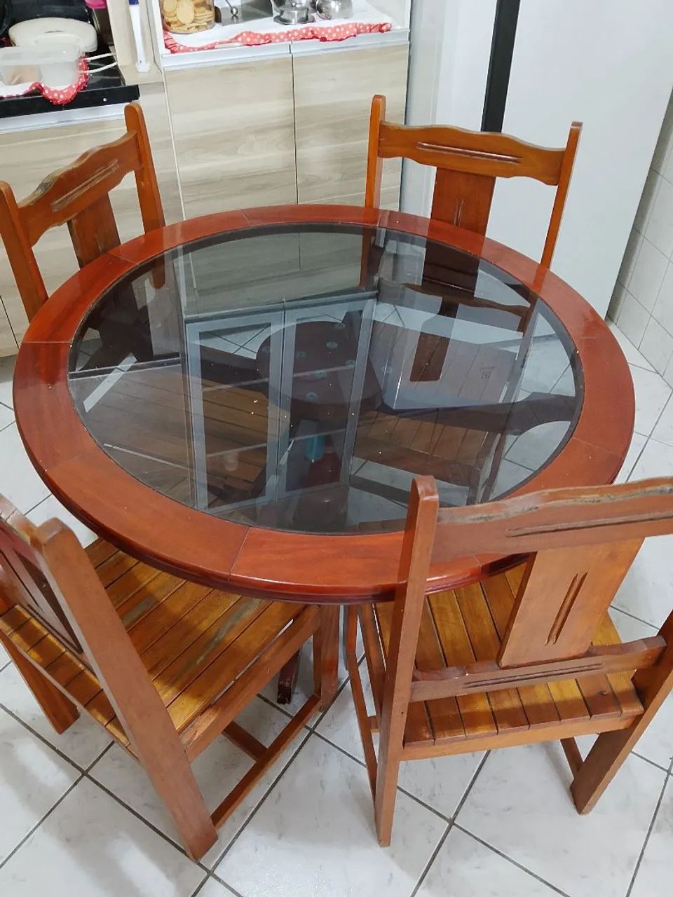 Mesa de 4 cadeiras madeira
