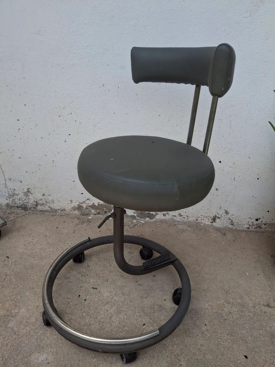 Cadeira mocho odontológico