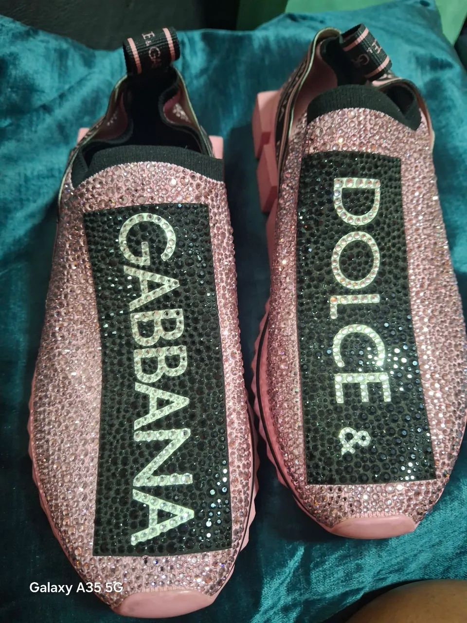 Tênis rosa doce gabanna