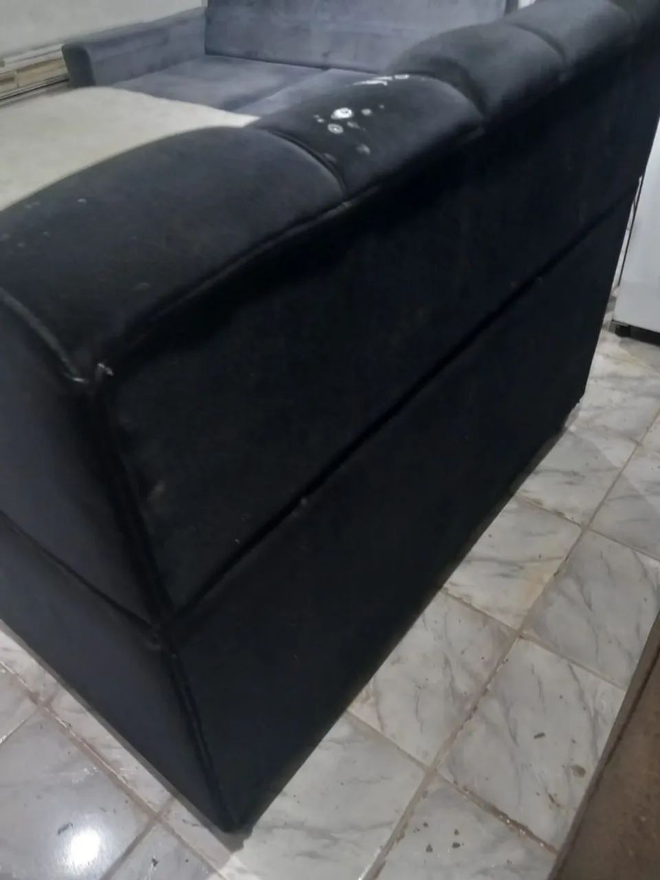 Sofá dois lugares preto grande  - Foto 3