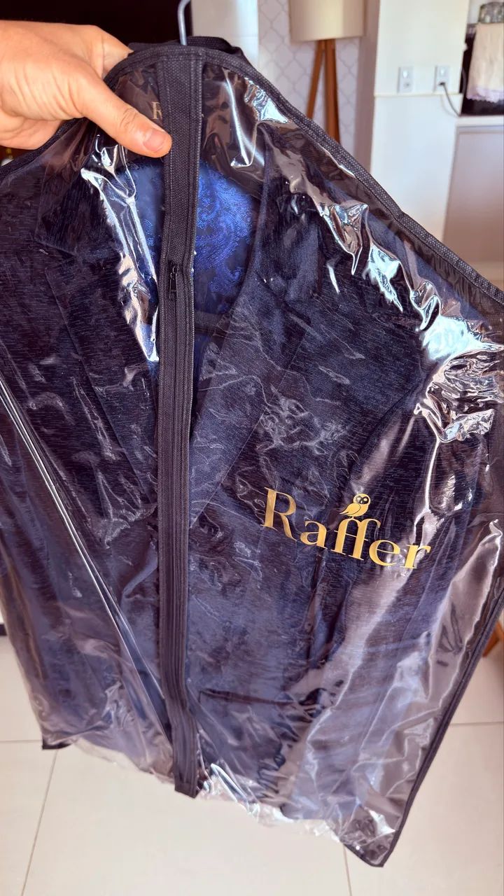 Blaser em veludo azul marca Raffer - Foto 4