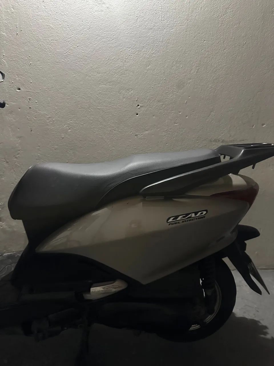 Lead 110 zero bala recém revisada motor elétrico e embreagem nova 