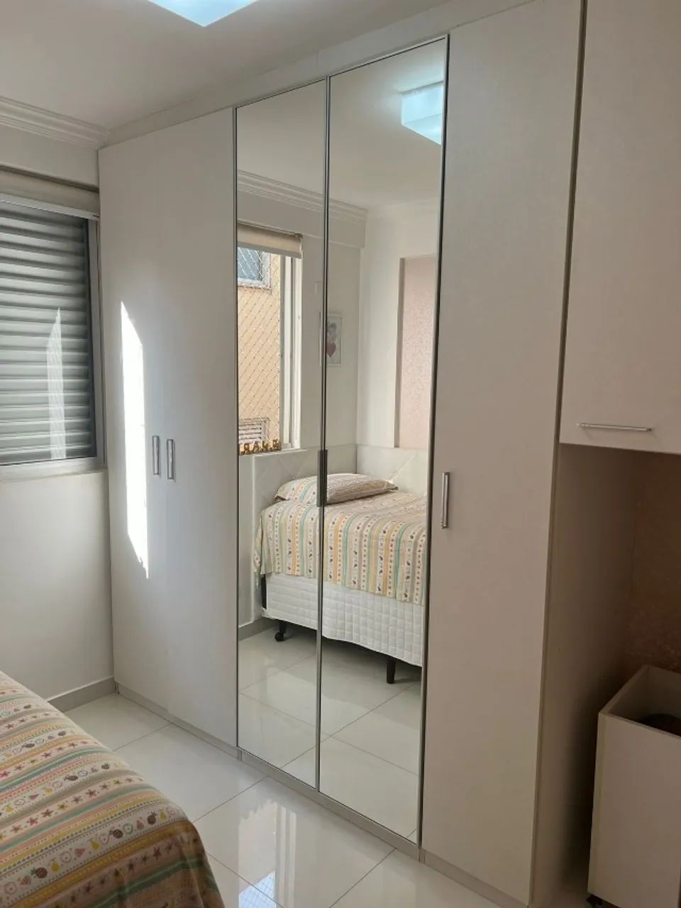 Guarda roupa com 7 portas - Foto 2