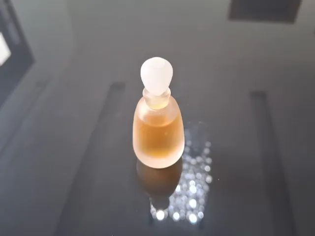 Miniatura rara Estée Lauder 