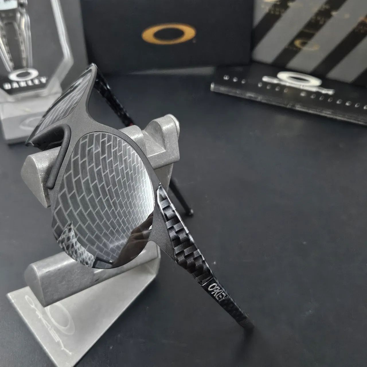 Oculos oakley subzero muzm - Foto 3