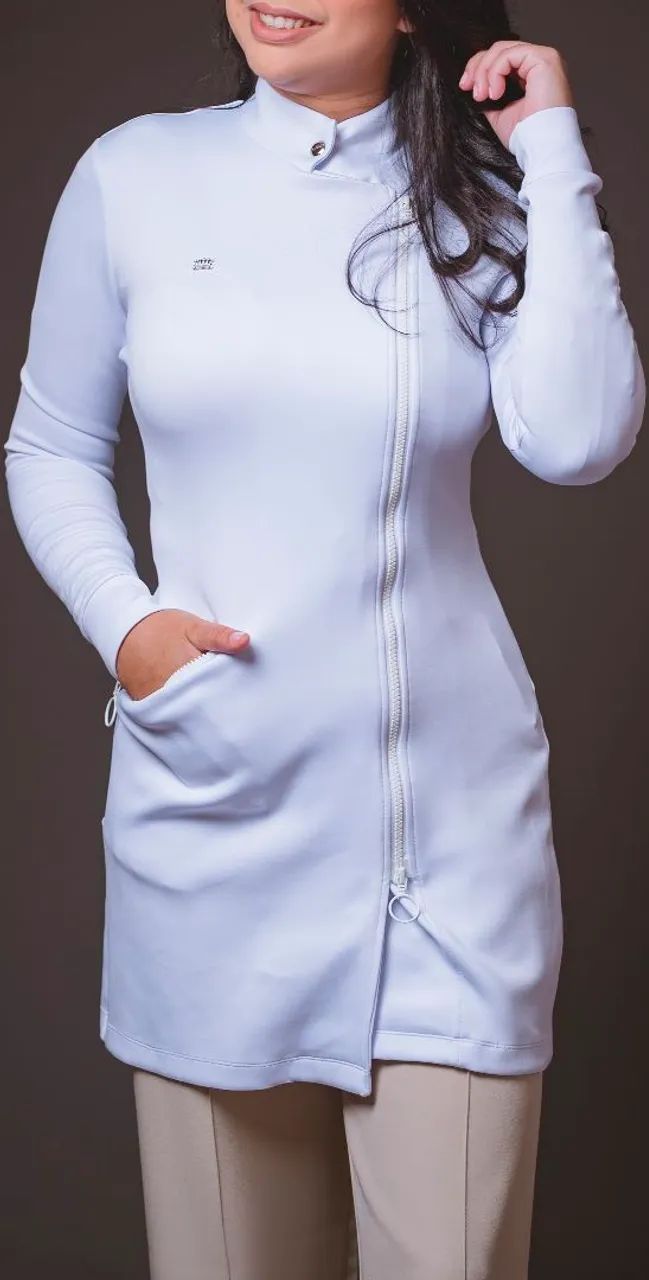 Jaleco branco Dra Cherie