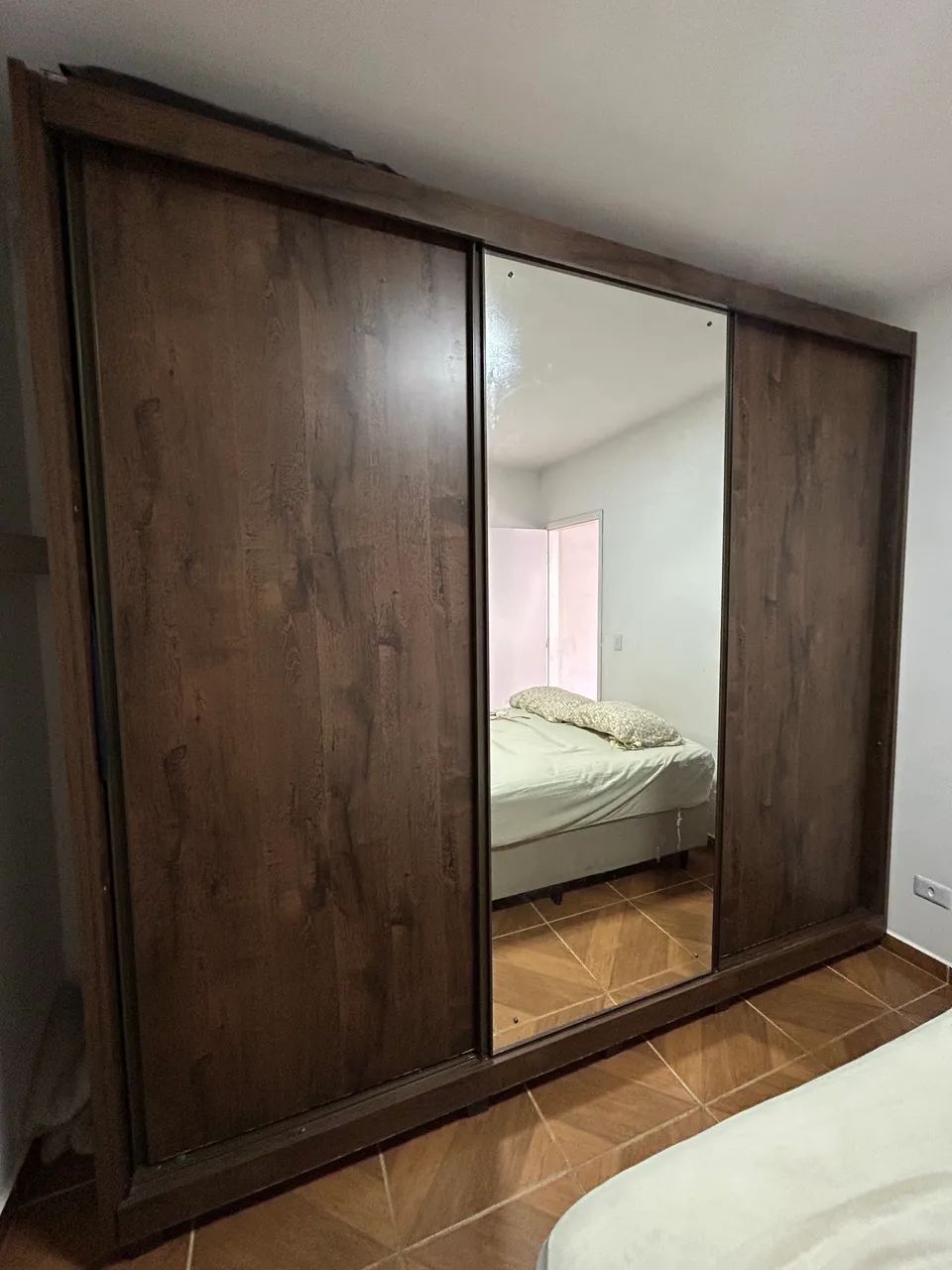 Guarda roupa casal 